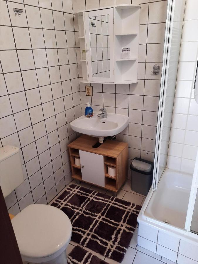 Lacky - Kleines Familienreihenmittelhaus In Grieben Hiddensee Luaran gambar